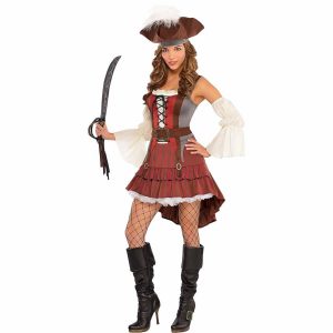 pirata mujer elegante